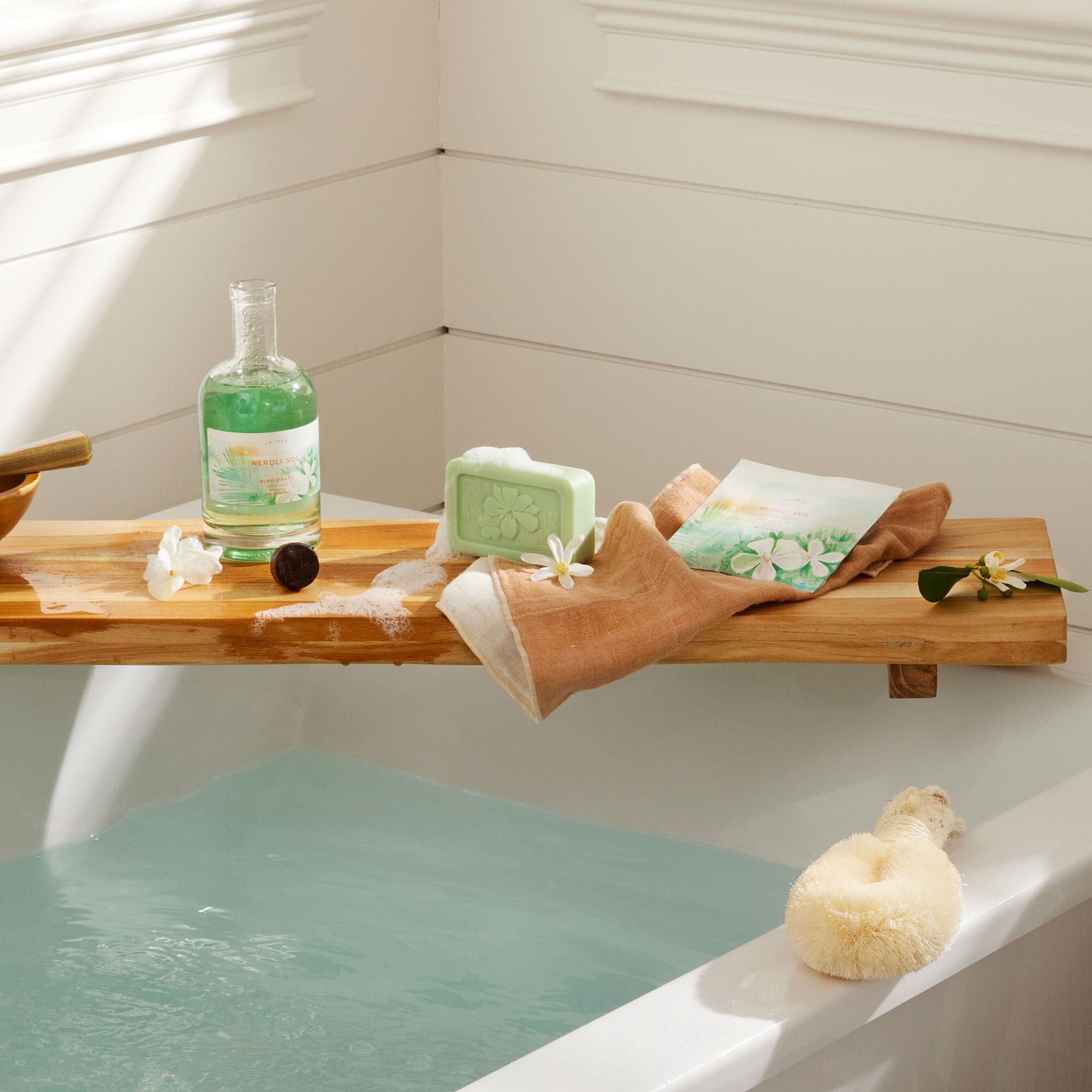 Alternative view of Neroli Sol Bath Salts Envelope